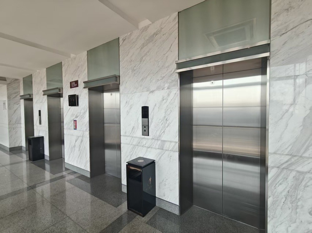 电梯厅1